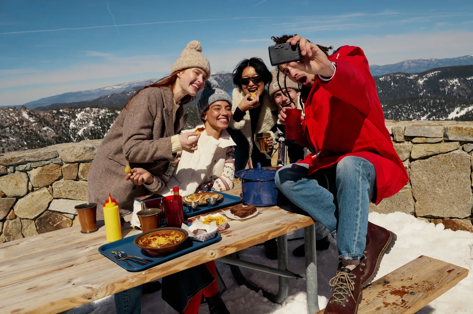 24_H2_D3-OB_Nov_Group_304_1743_RGB-2048x2048